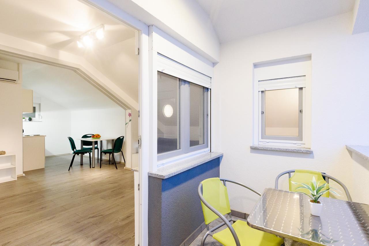 Apartmani Orhideja Горни Карин Екстериор снимка