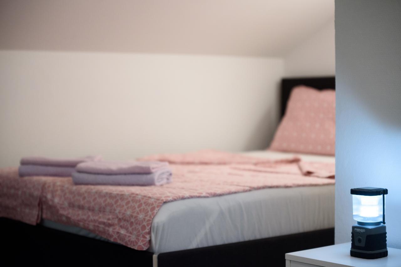 Apartmani Orhideja Горни Карин Екстериор снимка