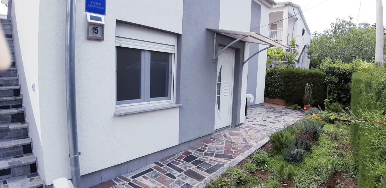 Apartmani Orhideja Горни Карин Екстериор снимка